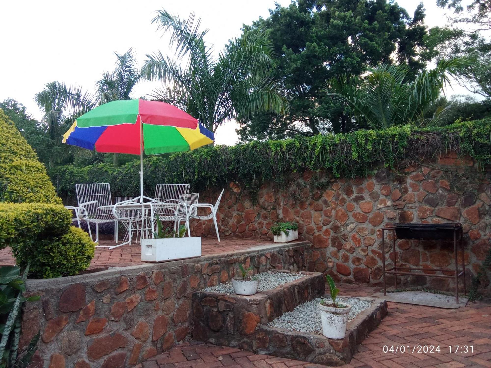 Paterrace Guest Lodge Harare Quarto foto